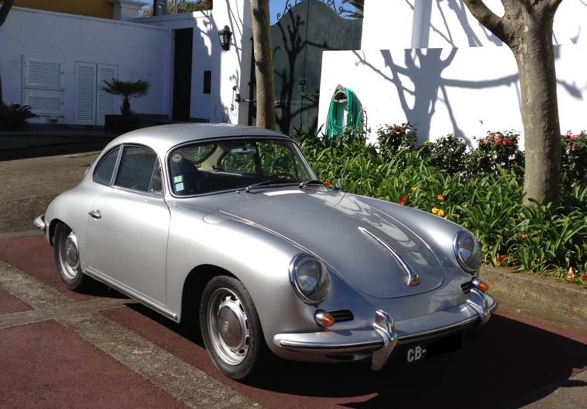 Auch auf den Azoren fährt man Porsche 356